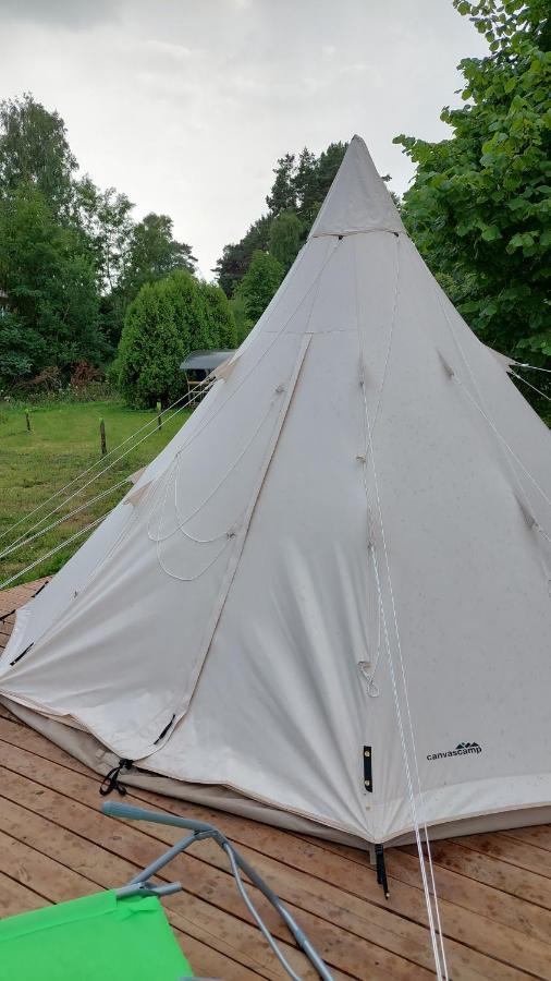 Glamping Fluffy Horns - Glempings Pukainie Ragi Hotel Plieņciems Kültér fotó